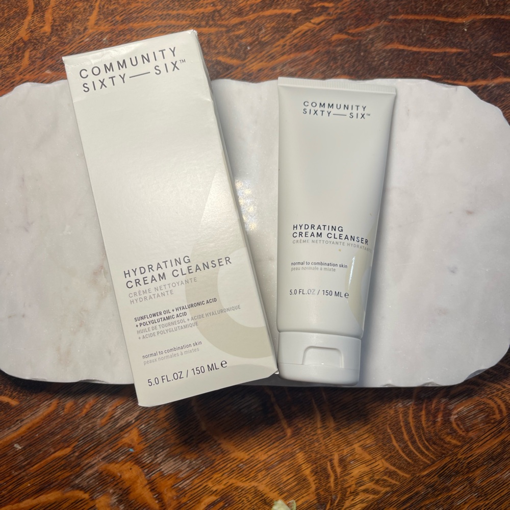 Community Sixty Six Hydrating Cream Cleanser